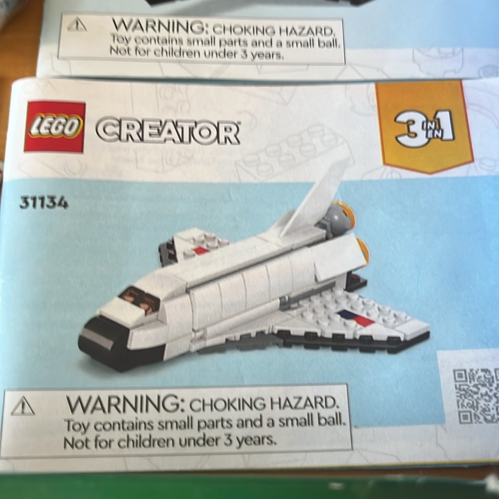 Legos 3 different sets - Picture 9 of 12